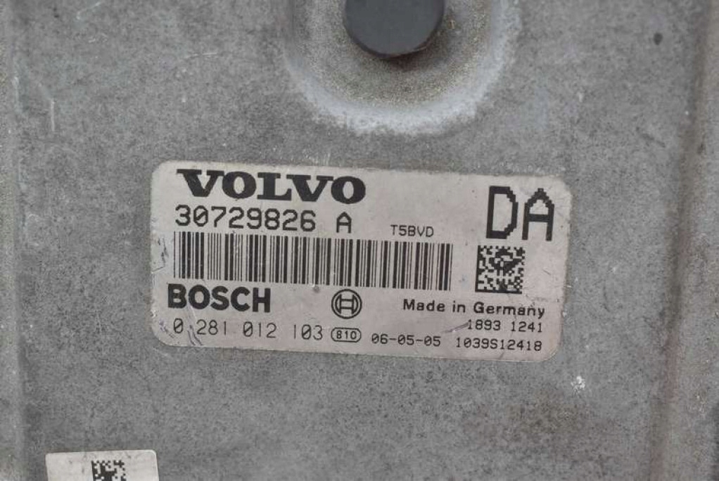 фото №7, Блок управления двигателя 30729826a volvo s60 1 i 2.4 d5 08r