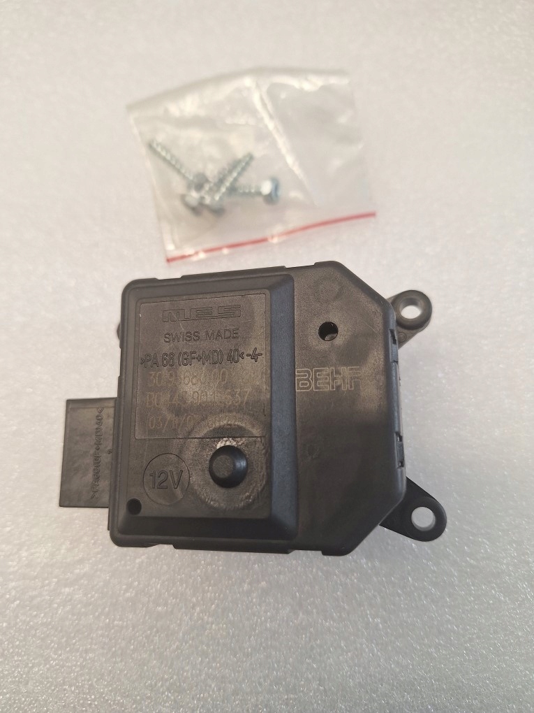 фото №1, Моторчик регулировки обдув opel 13159896