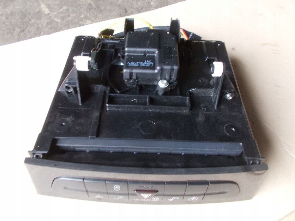 фото №1, Mercedes cls w219 чейнджер дисків