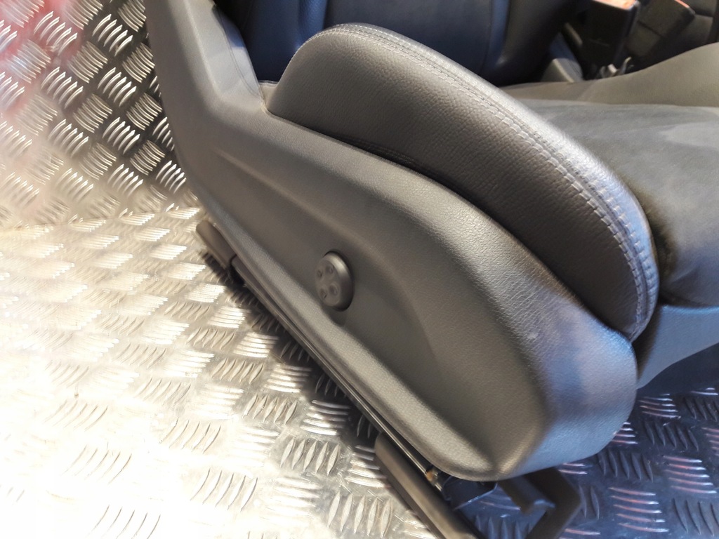 фото №14, Mercedes e w238 2017r сиденье сиденья перед