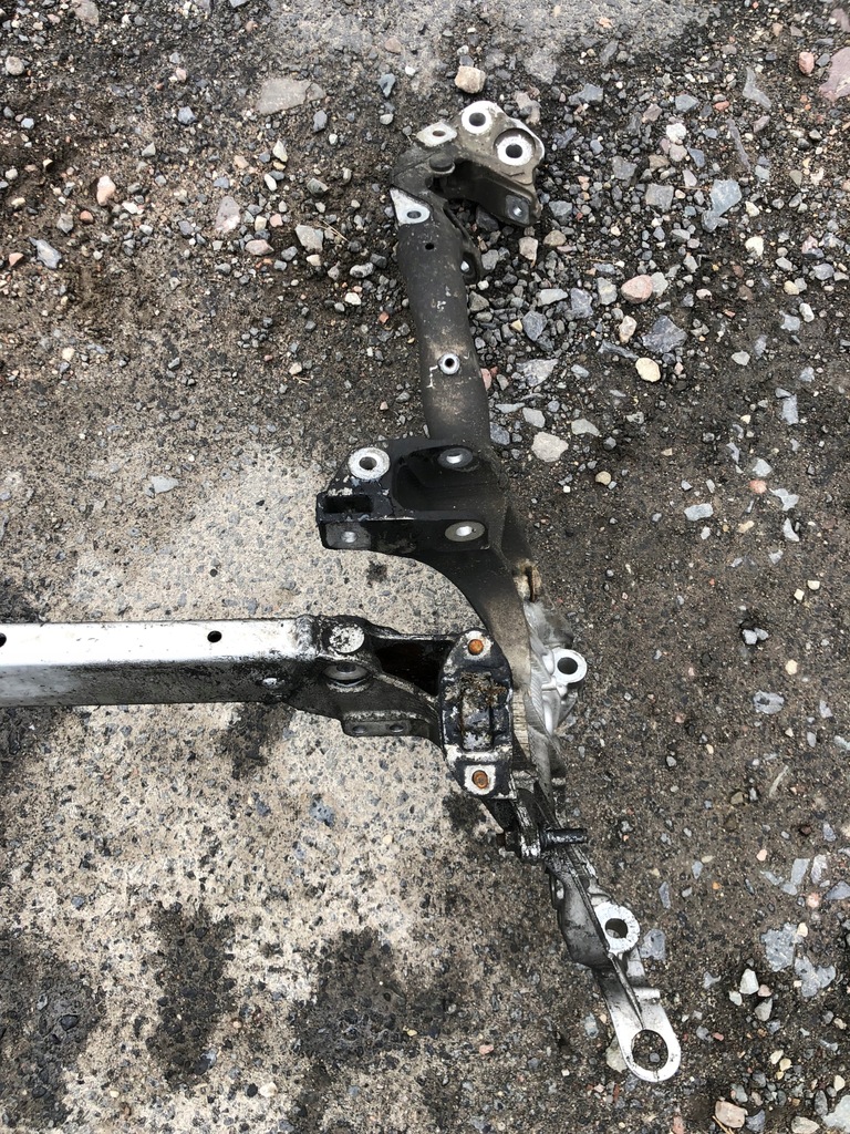 фото №7, Підрамник підрамник audi a4 b8 a5 8t0399315j