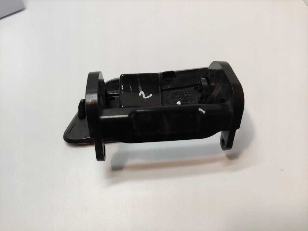 Audi a6 c8 заглушка распылителя лампы правый перед 4k0807788b Цена