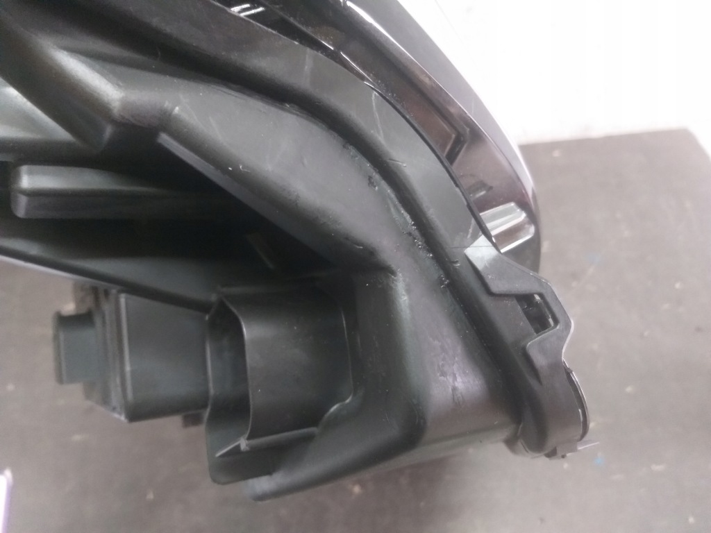 фото №5, Лампа перед правая toyota aygo x full led 29318