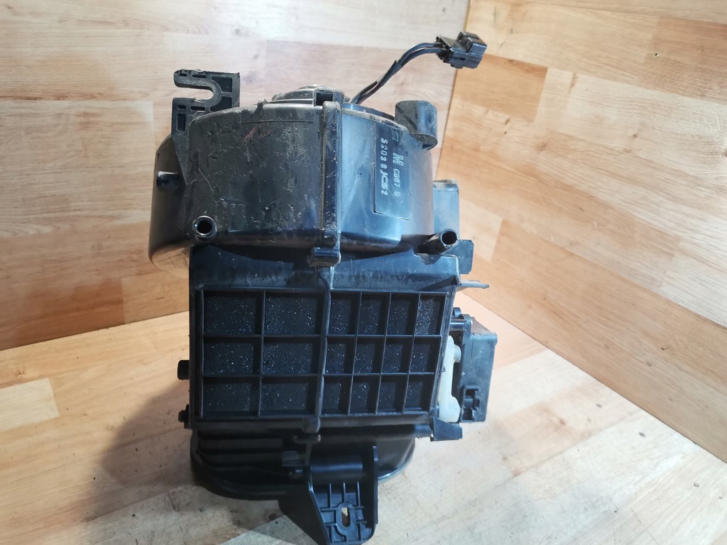 фото №8, Воздуходувка воздуховод mazda premacy