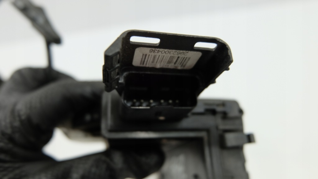 фото №4, Citroen c5 iii замок двері правий перед 6pin