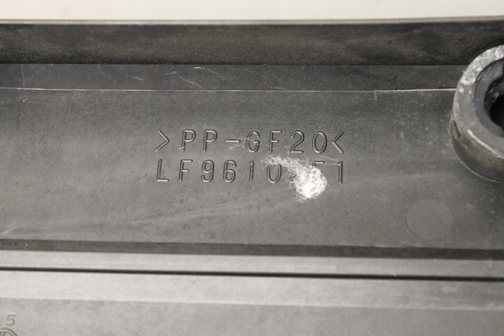 фото №6, Mazda 6 gh 2.5 b крышка двигателя защита верхний