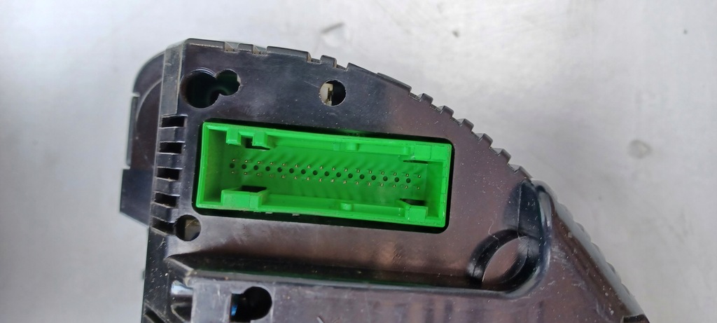 фото №9, Лічильник прилади audi a4 b6 b7 8e0920931p europa