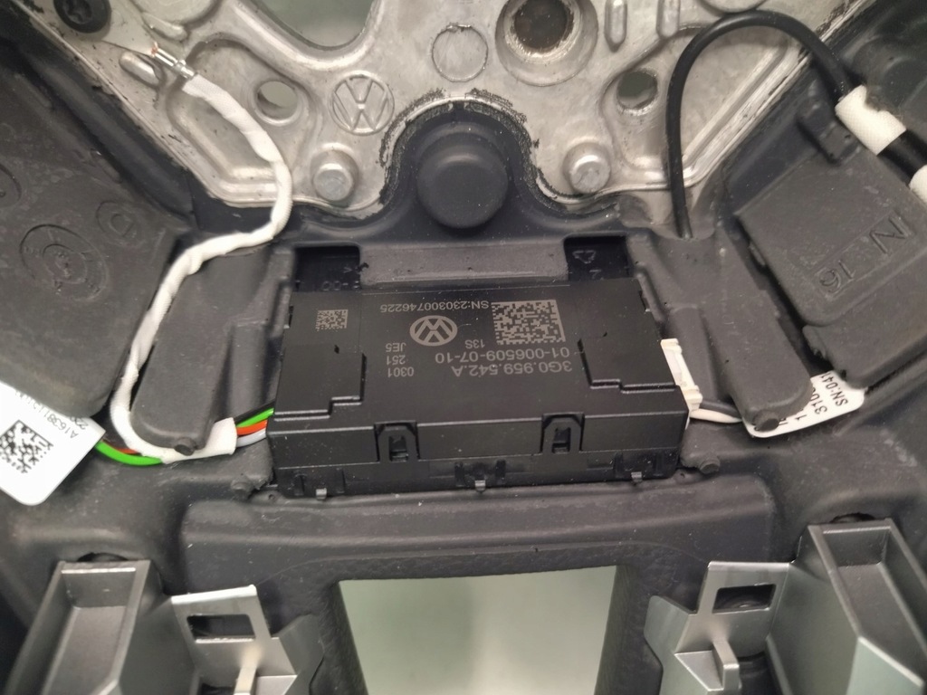 фото №11, 10a419089ac воздуховод сенсорный vw id3 id4 сенсорный