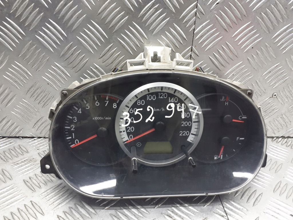 фото №1, Счетчик приборы mazda 5 2.0 c23555430