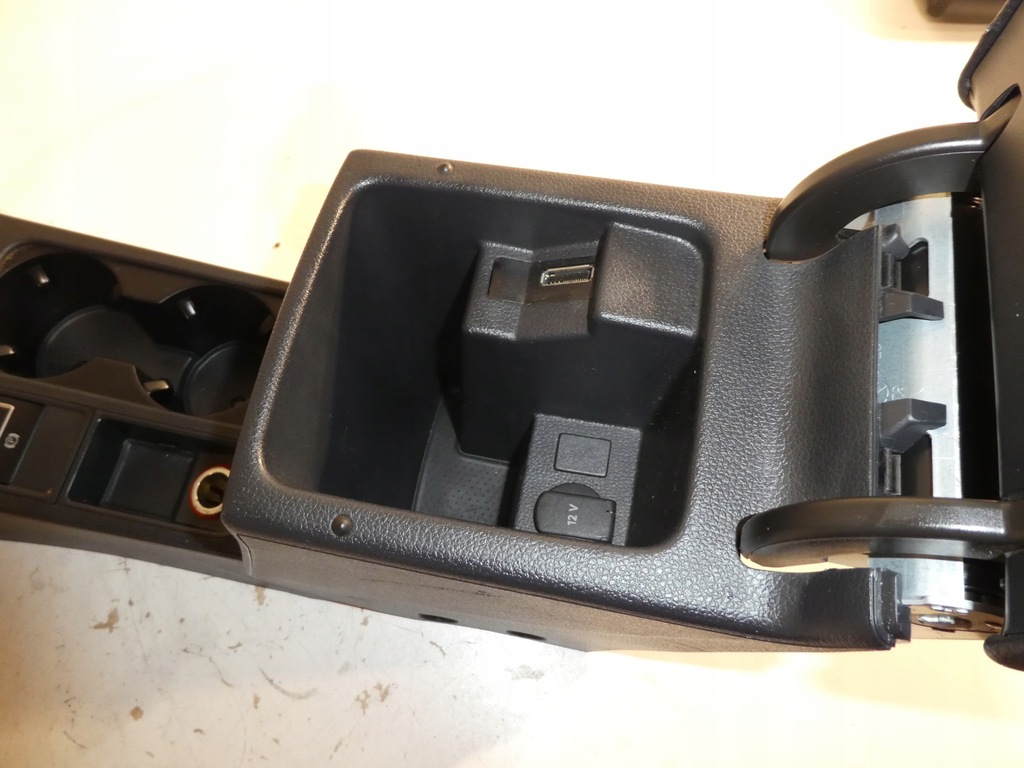 фото №6, Туннель подлокотник vw sharan alhambra 7n0864251