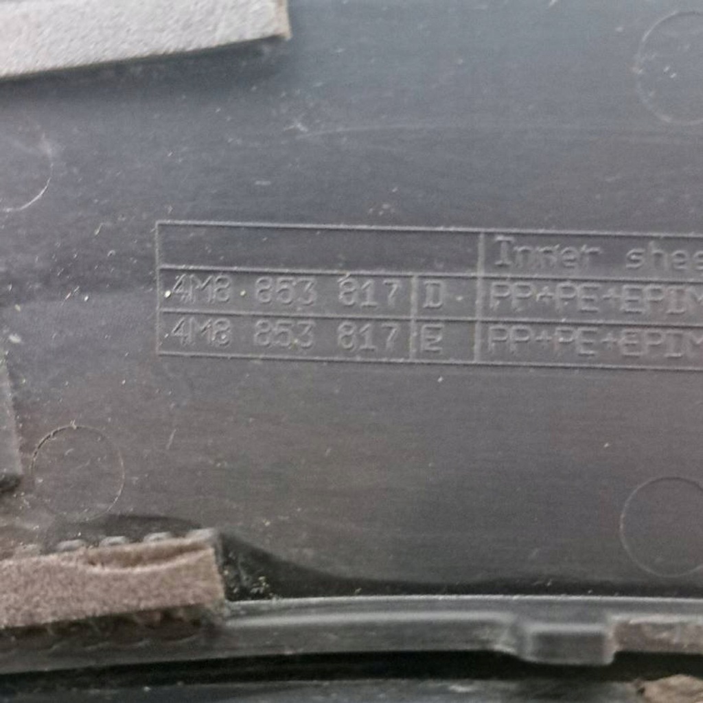 фото №8, Audi q8 задняя сторона левая молдинг крыла 4m8853817d