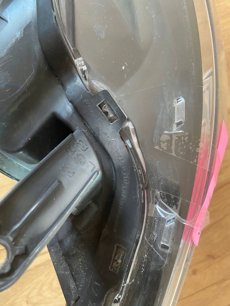 Toyota auris 2 рестайлінг  led фара правий перед Київ