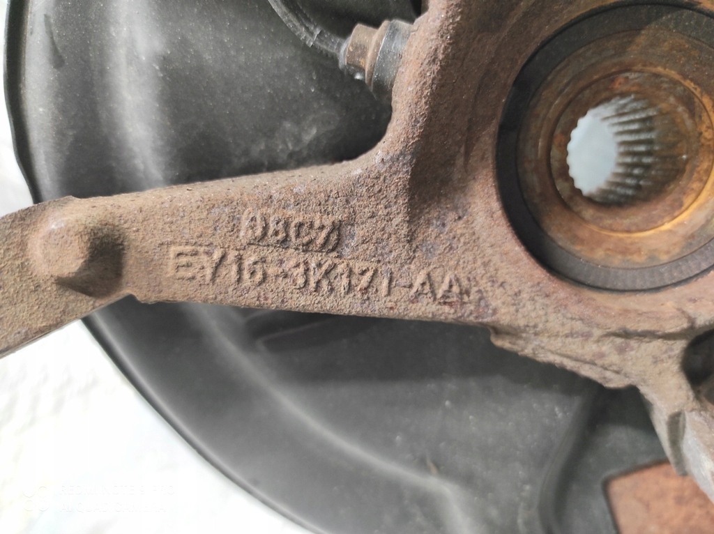 фото №12, Поворотный кулак левая амортизационная стойка ford transit courier