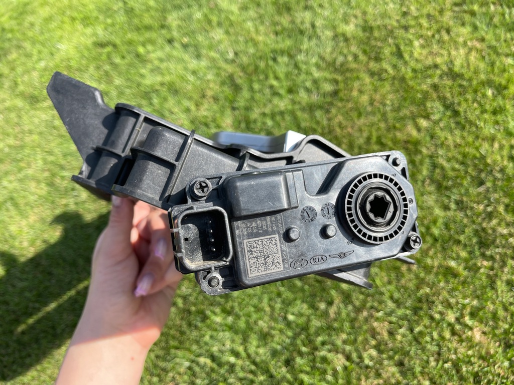 фото №13, Hyundai ioniq 5 жалюзи впуск воздуха правый