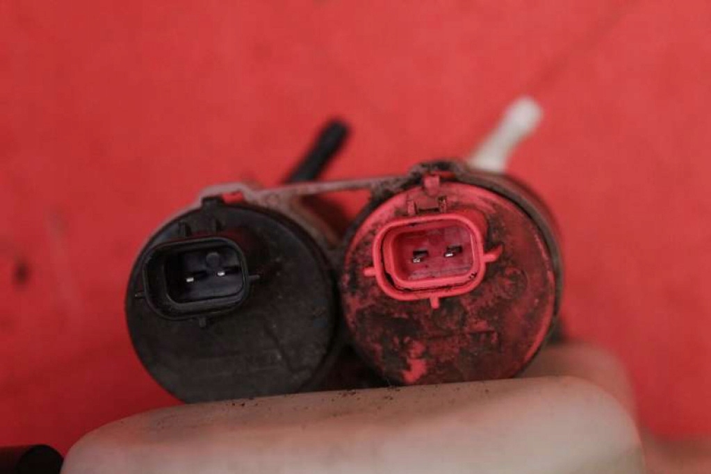 фото №8, Бачок омывателя honda crv 2 ii 2.2 i-ctdi 04-06