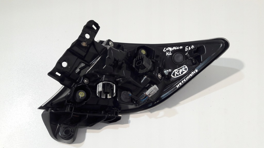 фото №5, Toyota corolla e21 задня ліва лампа хетчбек full led r75