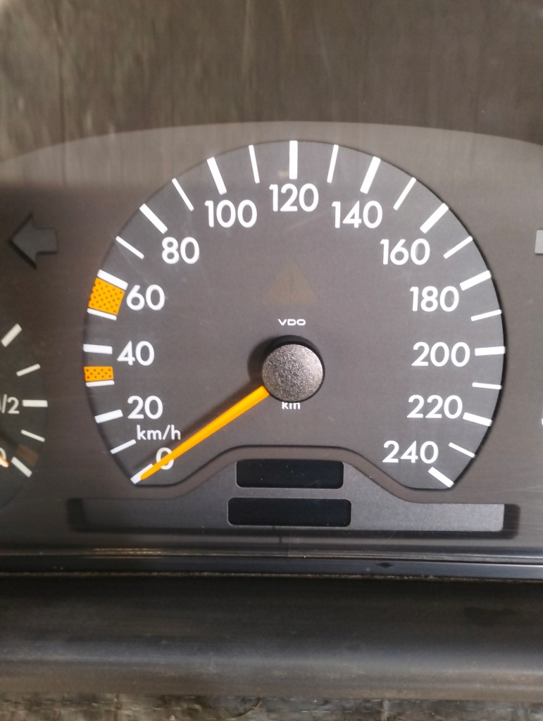 Mercedes w210 2.2d 95-02r счетчик приборы 2105401448 a2105401448 87001345 в Украине