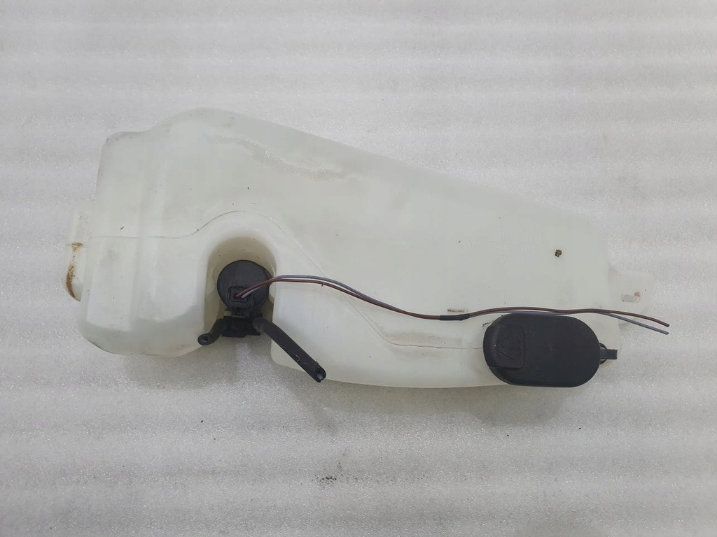 фото №1, Бачок омывателя dacia logan i 8200210002