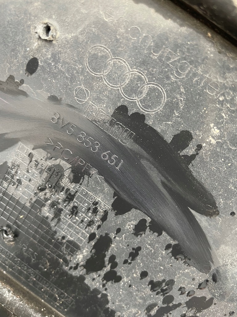 фото №9, Бампер передний перед audi a3 8v 8v5 sedan 2012- решётка радиатора