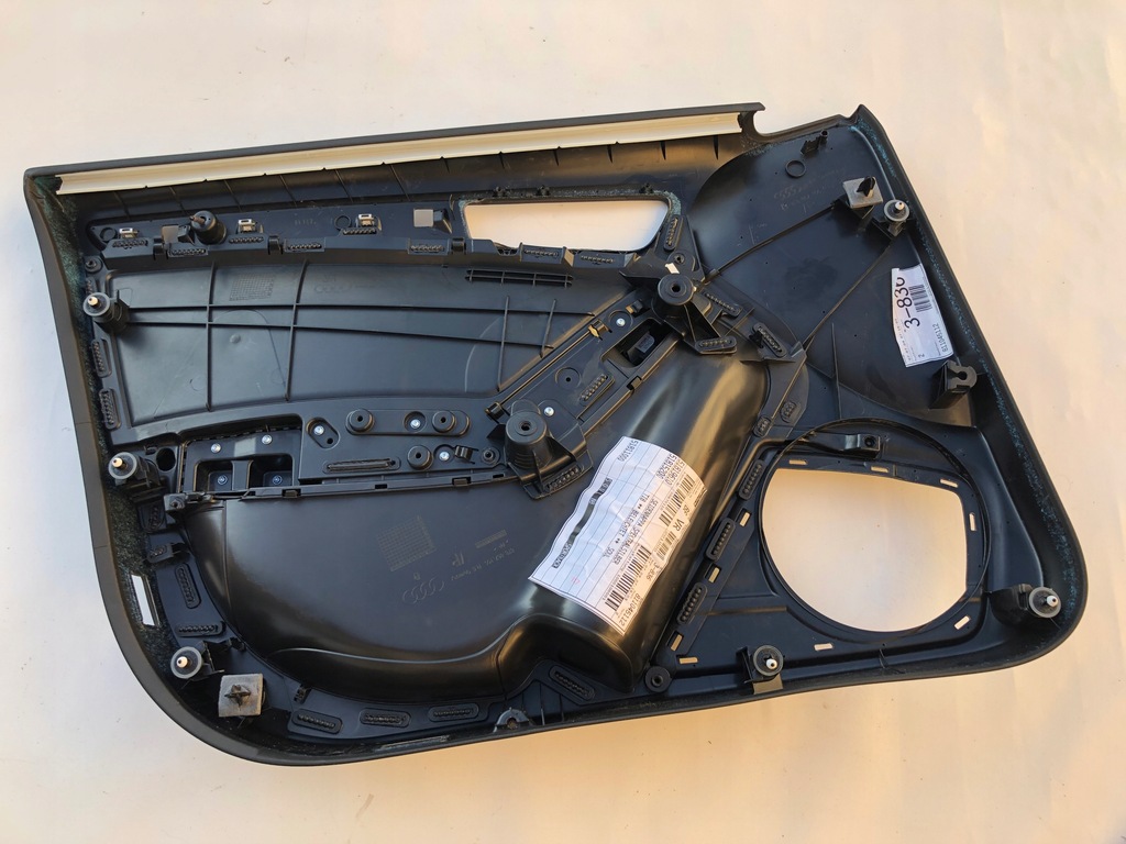 фото №9, Обшивки дверь обивка кожа audi s5 8t sportback