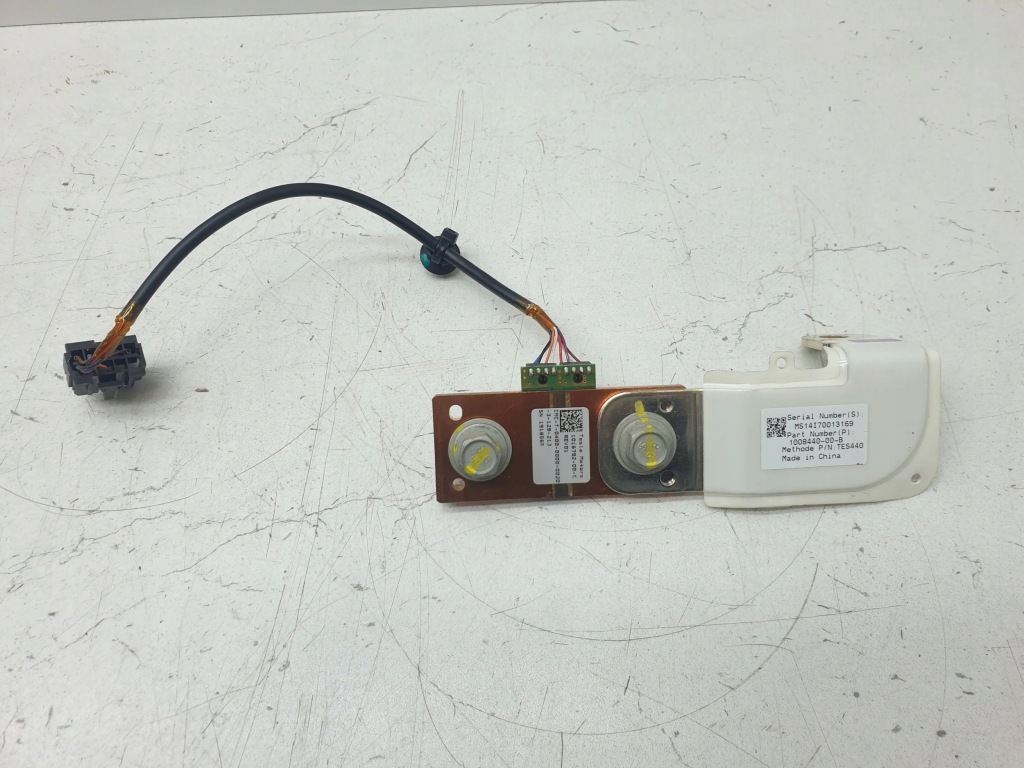 Купити Інше пристрої tesla model s 100844000b