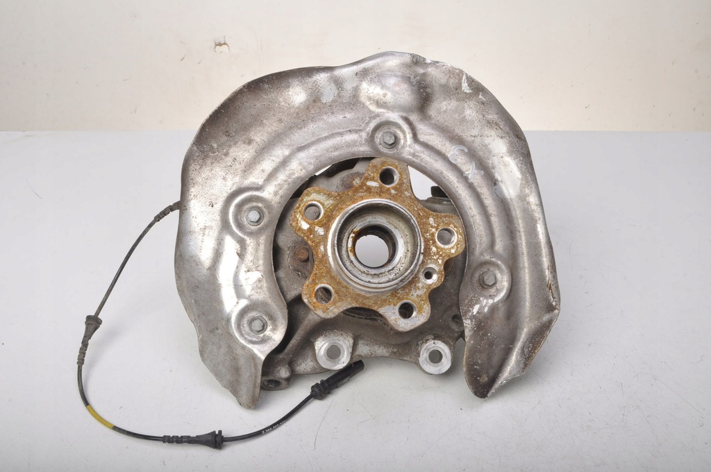 фото №1, Bmw ix3 g08 поворотный кулак левый задняя 21r