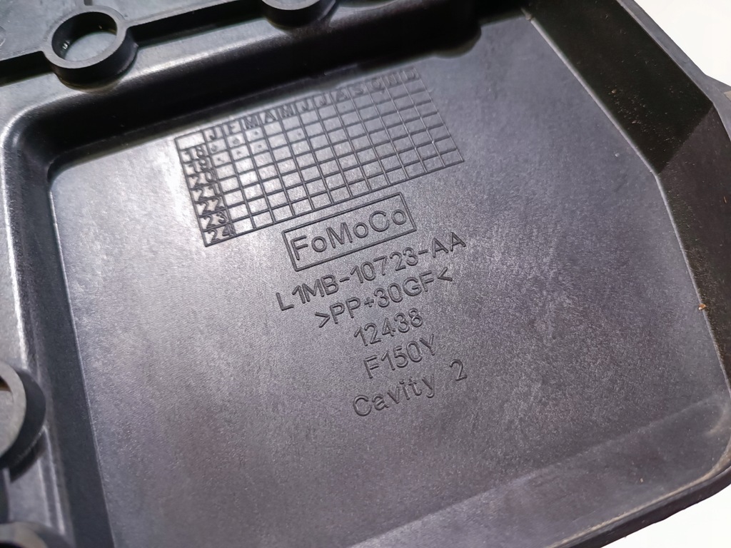 фото №9, Основание кронштейн аккумулятор ford explorer 2020-