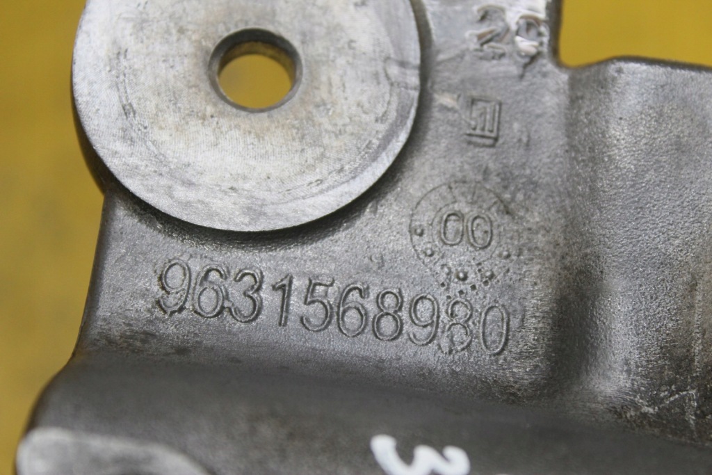 фото №7, Кронштейн двигуна peugeot 607 2.2b 9631568980