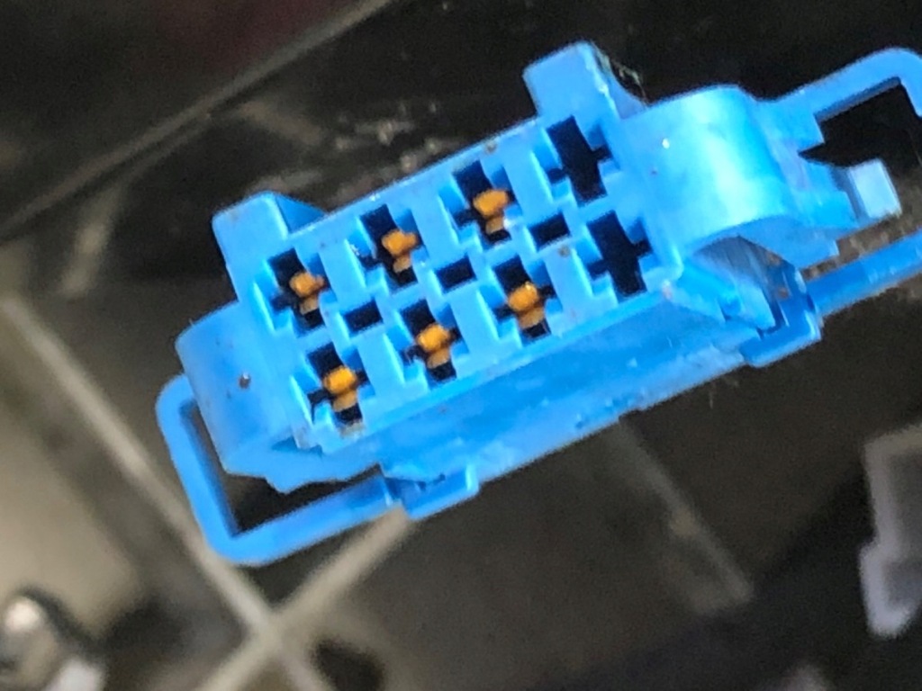 фото №8, Подлокотник vw phaeton 02-16 3d0864101ad