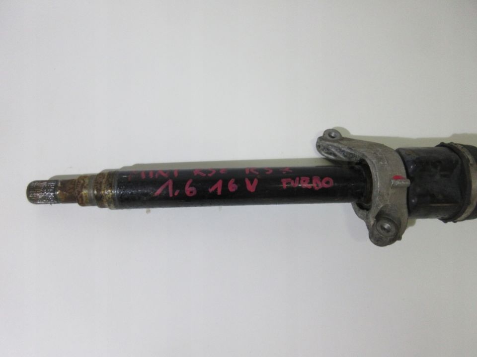 Приводной вал правая mini r56 r57 1.6 16v turbo Цена