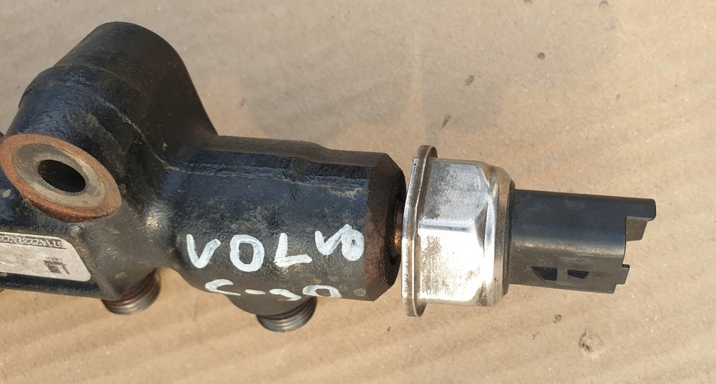 фото №10, Молдинг упорскування датчик тиску volvo c30 1.6d