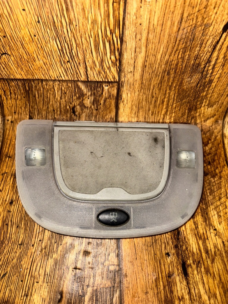 фото №1, Mercedes s klasa w220 лампа стельовий правий задня