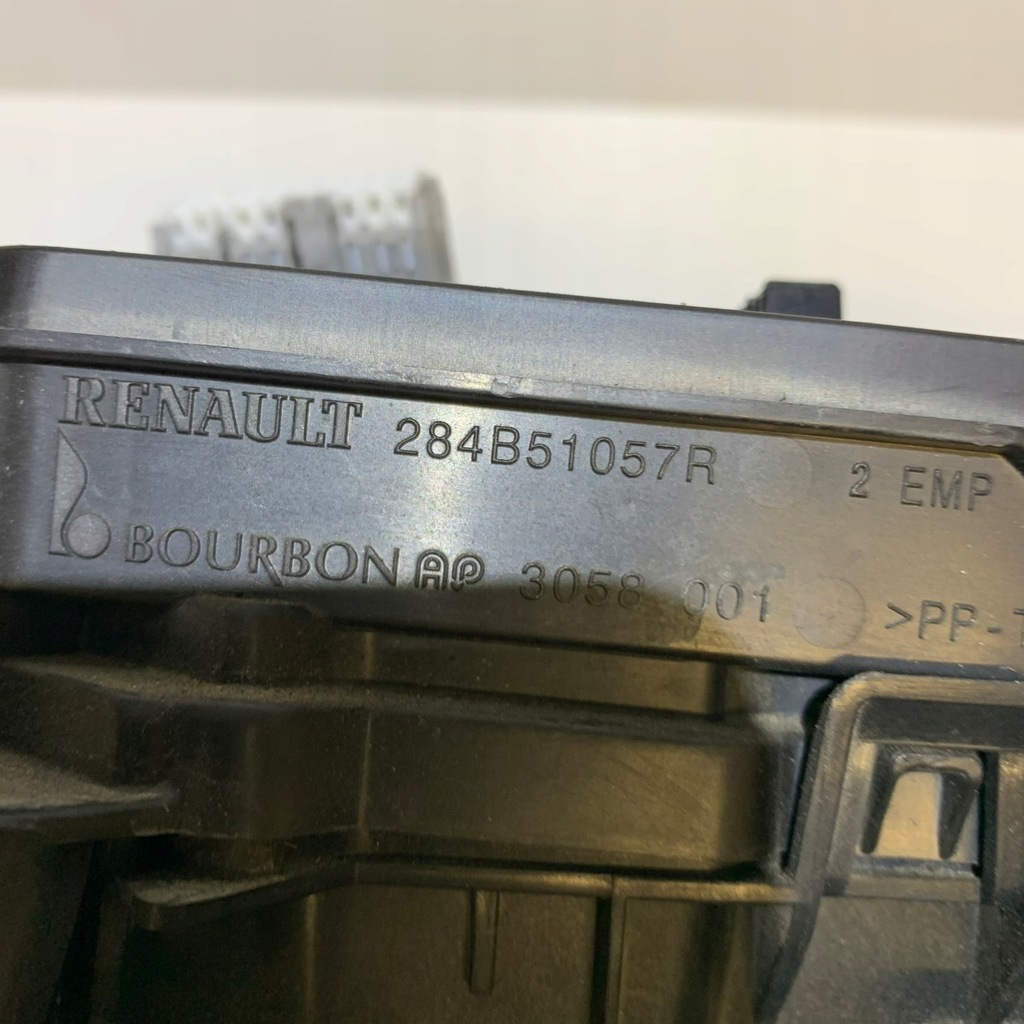 фото №5, Talisman espace коробка запобіжники 284b51057r 252361855r 243127929r