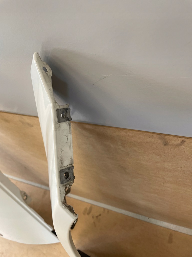 фото №7, Крыло правый перед mercedes w204 цвет 650 lift оригинал