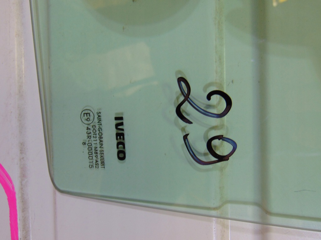 фото №2, Iveco daily ii скло двері перед ліва