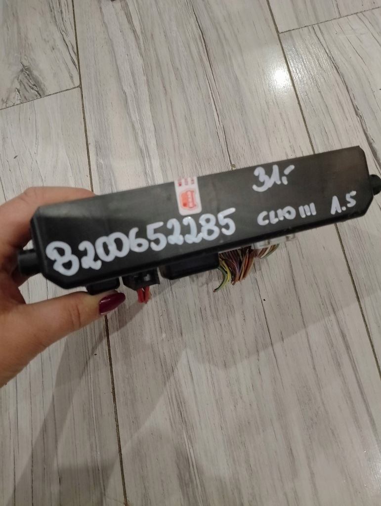 Модуль блок управления bcm l2cr 8200652285 28118775 renault Оригинал