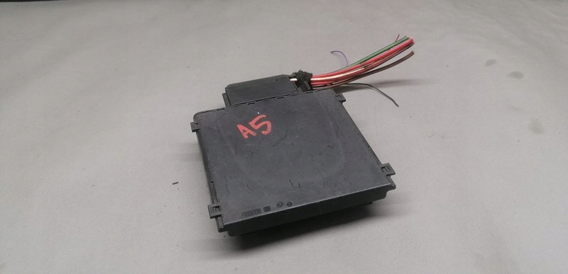 фото №1, Audi a5 8t8 модуль стабилизатор напряжения 8k0959663