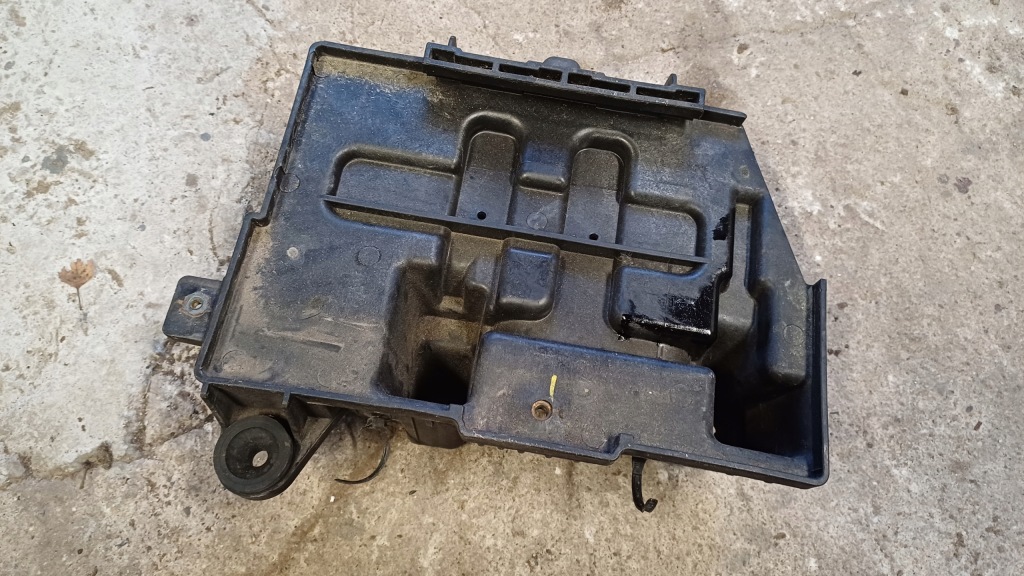 фото №1, Hyundai ix35 основа акумулятор 37150-2s200