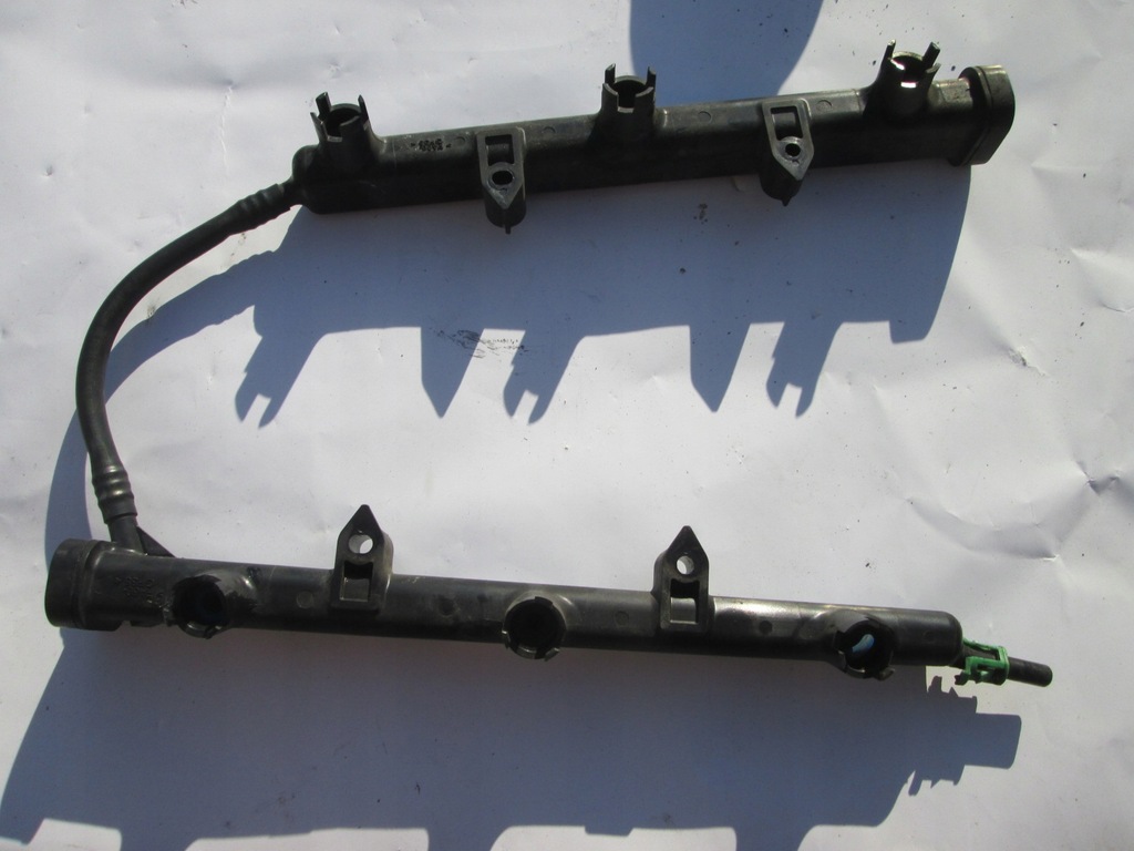 фото №13, Chrysler town country 11- 3.6 инжектор топлива молдинг dodge grand caravan