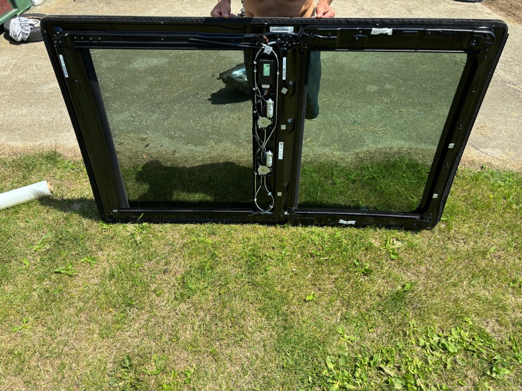 фото №8, Mercedes v klasa 447 vito 447 дах панорама люк скло