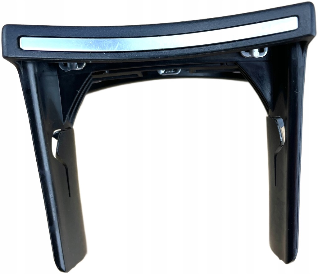 фото №12, Mercedes x117 c117 w117 cla w176 кронштейн na кружки кружка idrive бардачок