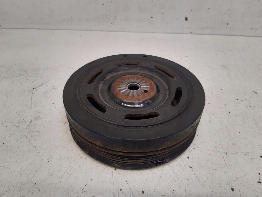 фото №3, Шків колінчастого вала 059105251cj audi a4 b9