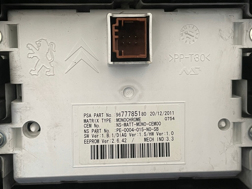 фото №7, Peugeot 3008 i 2009-2016 счетчик приборная панель w милях lcd 9677785180