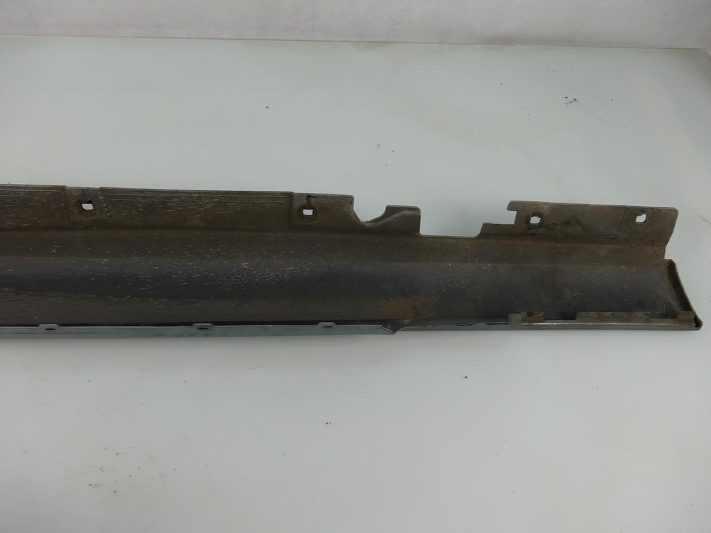 фото №9, Bmw оригінальний номер 7130874 молдинг поріг p