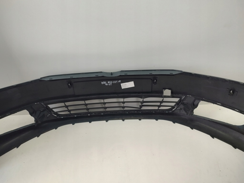 Бампер перед vw sharan 2 10-21 4 pdc 7n0807221a Киев