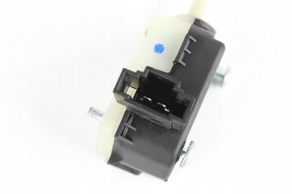 фото №6, Привод крышка топлива vw golf v plus 05-08 5m0810773