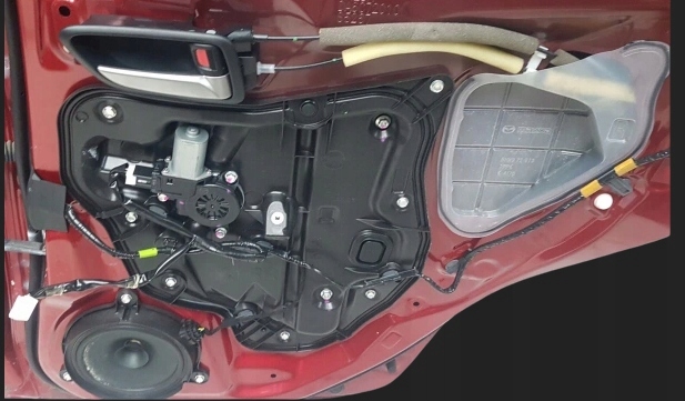 фото №4, Замок подъемник стекло дверь перед задняя mazda 2 dj