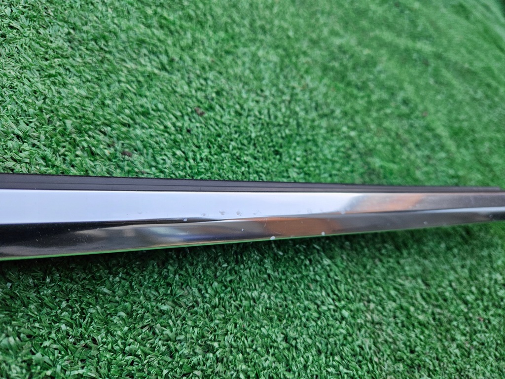 фото №7, Молдинг уплотнитель левый перед audi a6 c8 4k хром