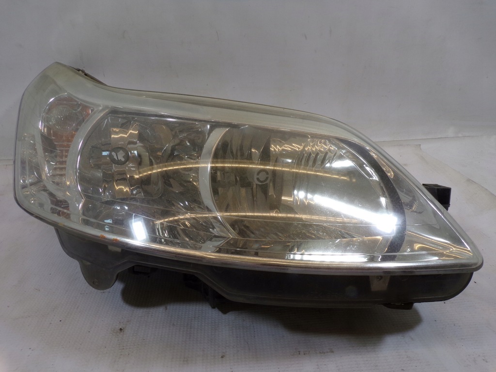 фото №1, Лампа права передня перед citroen c4 1