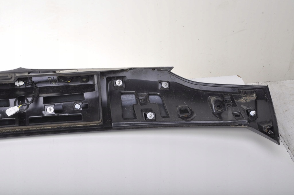 фото №14, Maserati levante sq4 накладка молдинг крышки 670042733